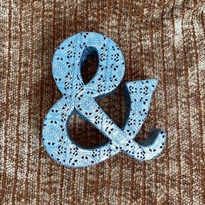 Silver “&”Symbol Home Decor!